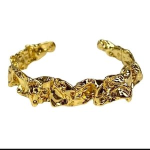 Amber Sceats Emery Cuff Bracelet 24k .✨️